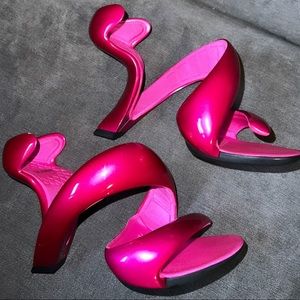 Bubble Gum Hot Pink Heel